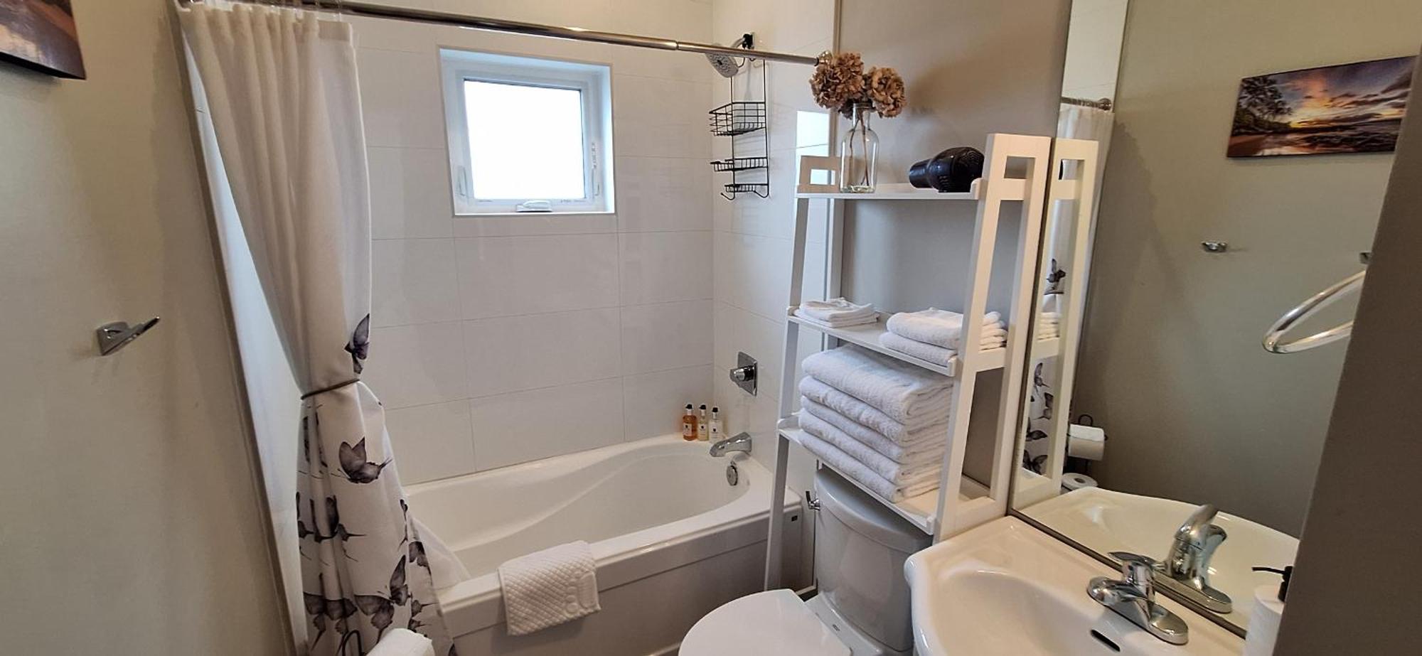 Two Bedroom Serenity With Ac- Complimentary Welcome Treats Séjour chez l'habitant Langford